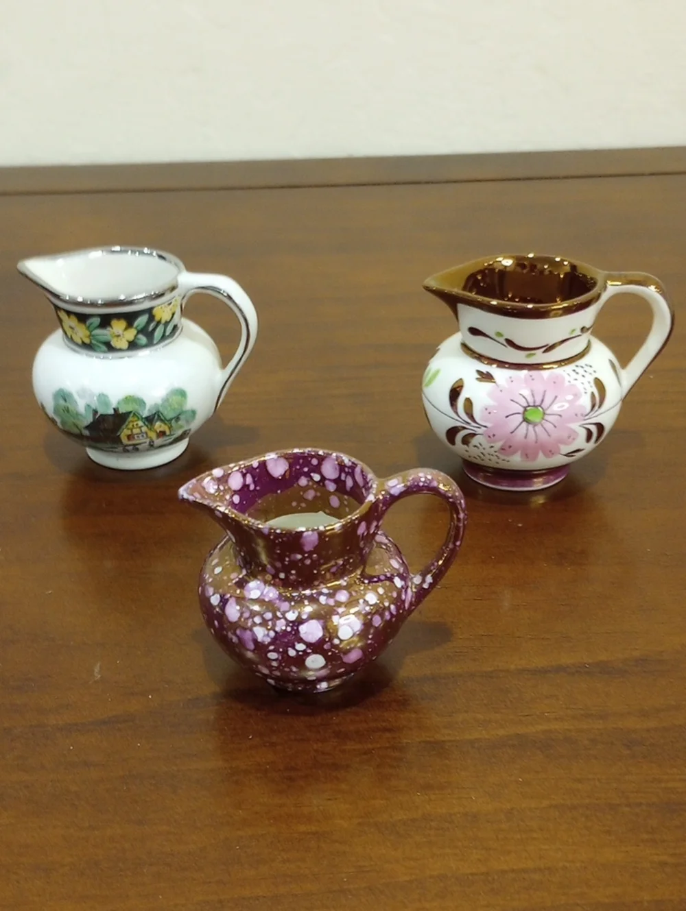 Old Castle English Creamers, Set Of 3 - Vintage!